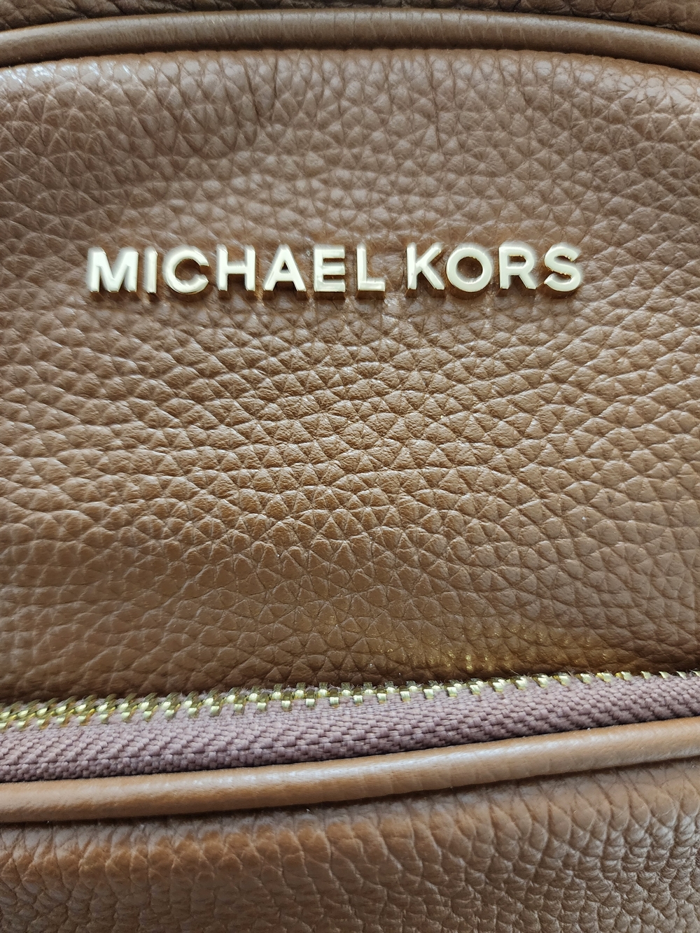Michael Kors Abbey Tan Pebbled Leather Backpack with Gold Hardware - Picture 4 of 11